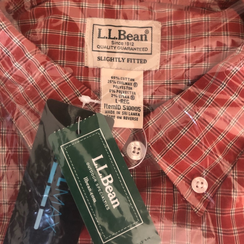 Men’s slightly fitted large NWT llbean button down cayenne